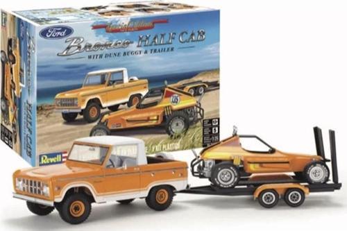 Maket Model Kit Ford Bronco Sandman 17228
