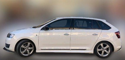 Skoda Rapid Uyumlu Hatchback R Yan Marşpiyel Boyalı