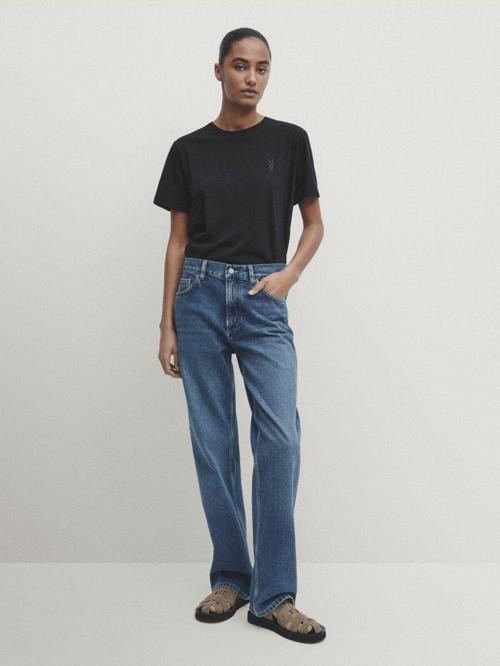 Kadın Standart Kalıp İç Göstermeyen Nakış Detaylı Kadın Spor T-Shirt - Siyah