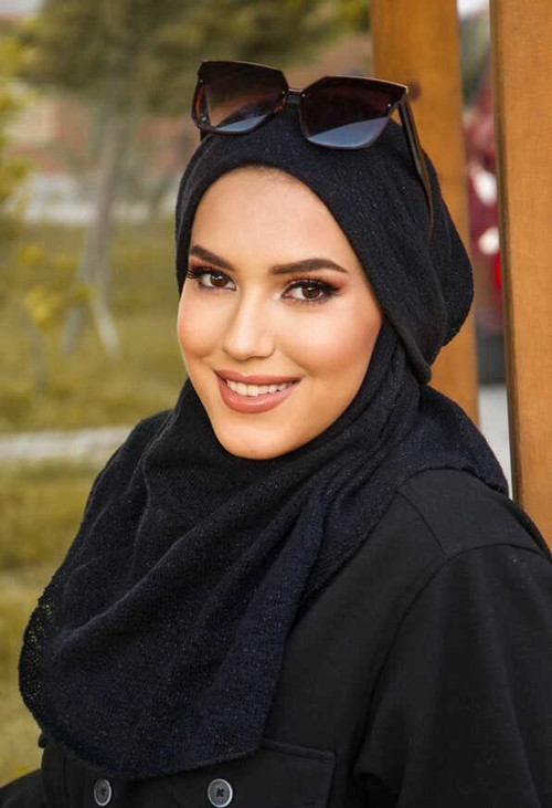 Siyah Triko Kışlık Oversize Hijab