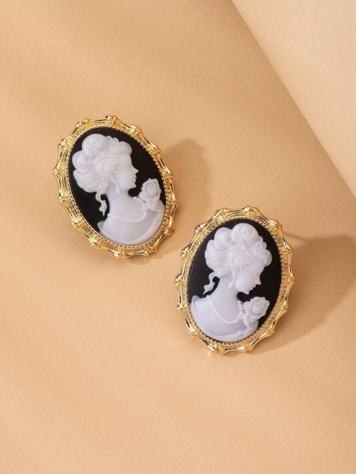 Vintage Tarz Siyah Altın Gold Detaylı Asil Cameo Küpe