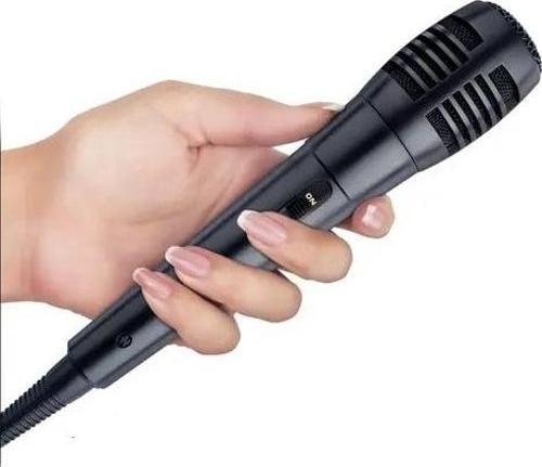 Karaoke için Uyumlu El Mikrofonu Kablolu 3mt Dinamik D05