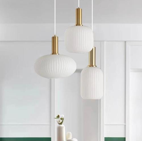 Rustik Dekoratif Metal Modern Yuvarlak Eskitme Kaplama Beyaz Opal Camlı 3 lü Avize