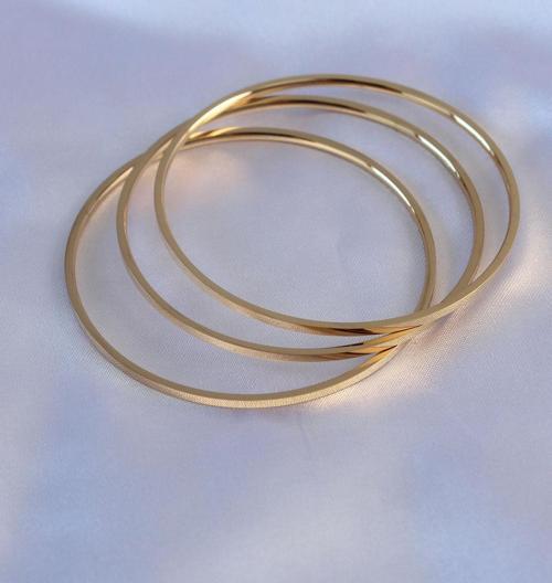 316L Çelik Gold Renk 3'lü Ajda Model Kadın 60 mm Bilezik