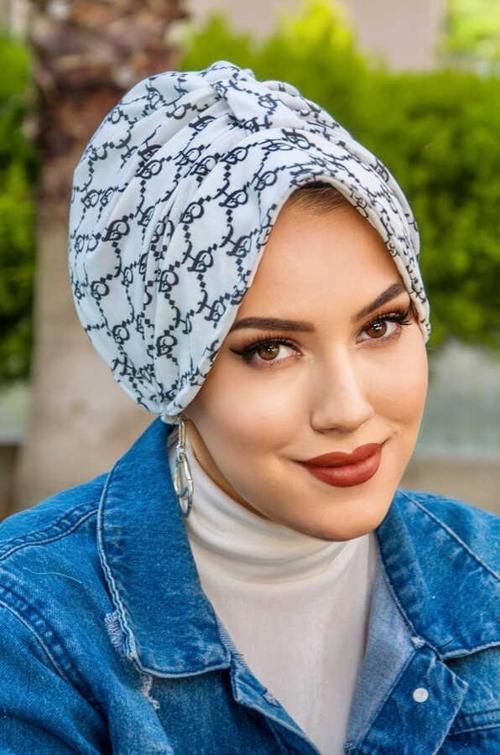 Siyah Beyaz Hat Desenli Tesettür Şapka Bone