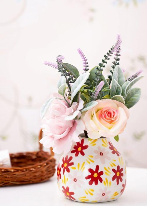 Spring Çiçek Desenli Vazo Kırmızı