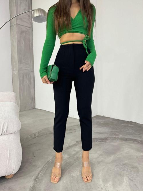 Kadın Yüksek Bel Pensli Dar Paça Kumaş Pantolon Siyah 42