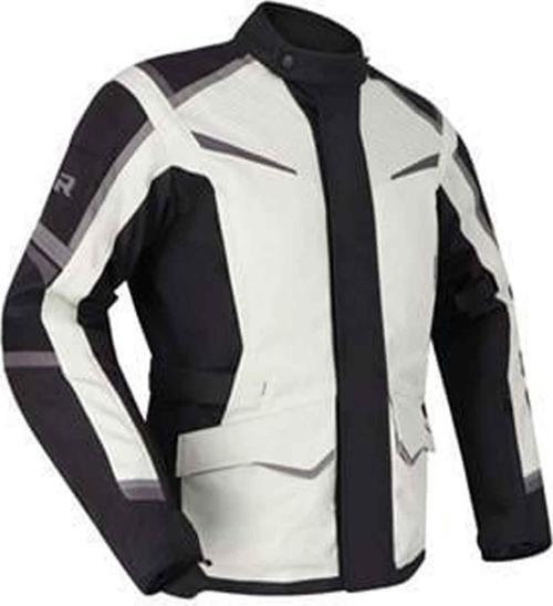 a Tundra Waterproof Motosiklet Montu
