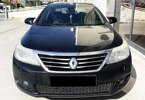 Latitude Batman Ayna Kapağı Piano Black / 2010-2015
