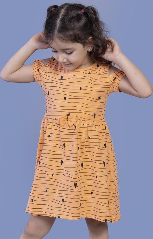 Toontoy Kız Çocuk Kalp Desenli Kolları Detaylı Elbise