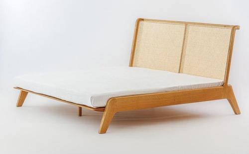 -Design Ahşap Yakuza Karyola