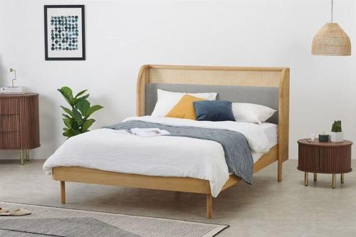 -Design Ahşap Rukia Karyola