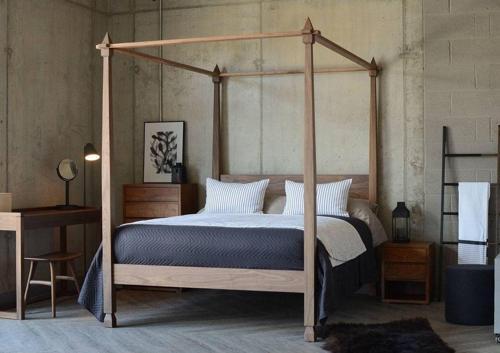-Design Ahşap Turna Karyola