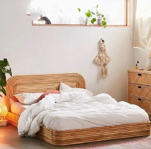 -Design Ahşap Worm Karyola