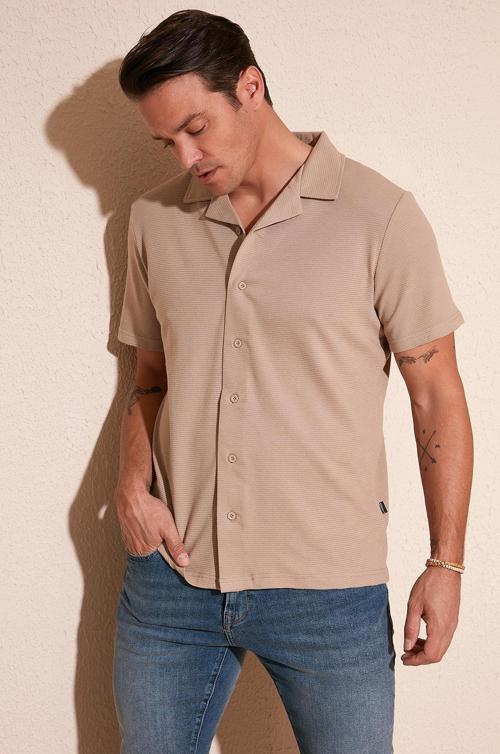 Pamuklu Regular Fit Kısa Kollu Erkek Gömlek 5902640 VİZON