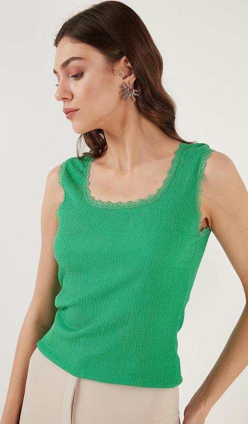 Slim Fit Kalın Askılı Dantelli Kare Yaka Bürümcük Bayan Atlet 5864979 BENETTON