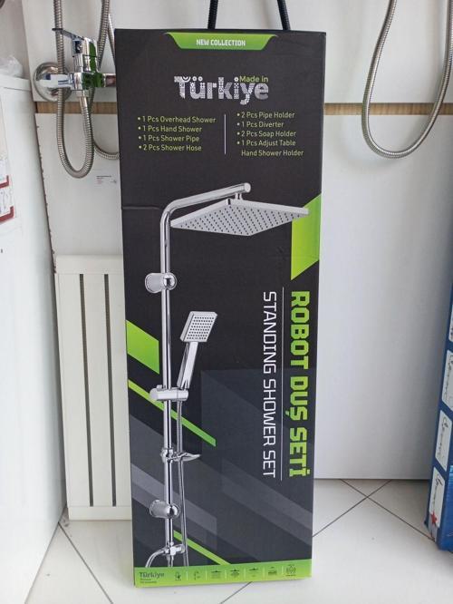 Siyah Robot Duş Seti
