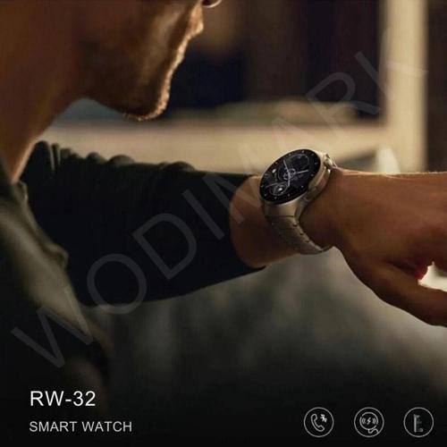 Rw-32 Curved Amoled Ekran İle Şıklığı Ve Teknolojiyi Birleştiren Akıllı Saat