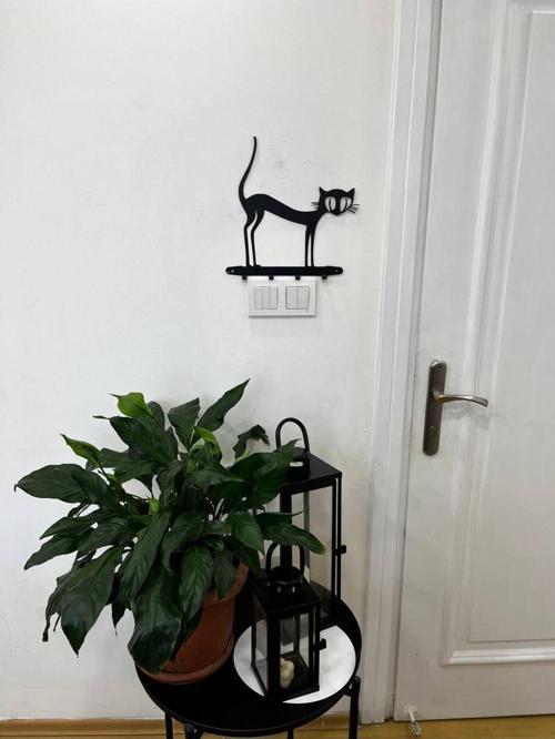 Nfsdızayn Metal Lazer Kesim Dekoratif Kedi Desenli Duvar Anahtar Askılığı