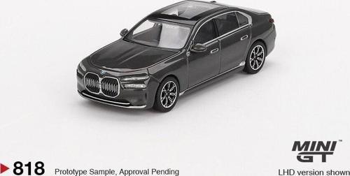 818 BMW i7 xDrive60
