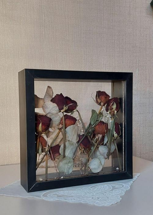 25X25 Cm Çift Yönlü Derin Gül Çerçevesi! Gelin Buketi Çerçevesi!