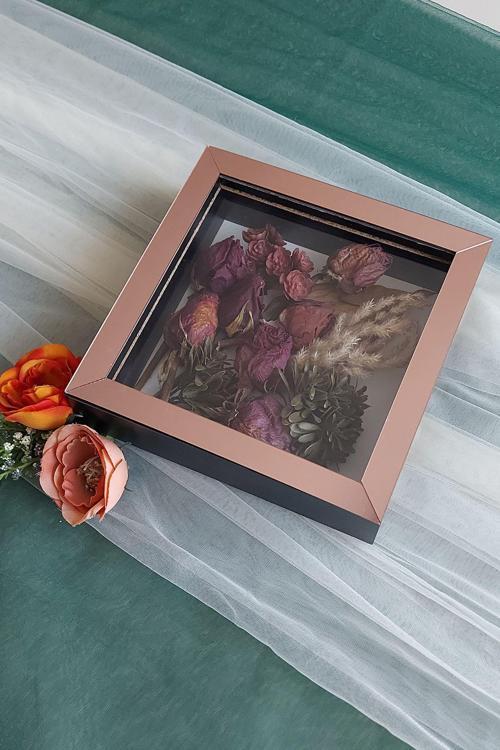 20X20X5 Cm Anı Çerçevesi! Yeni Moda Çiçek Anı Çerçevesi!