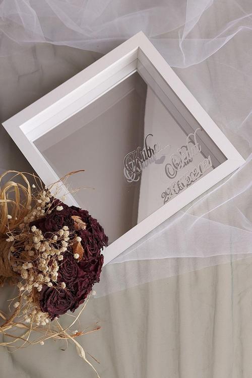 25X25 Cm Verda Anı Gümüş Zeminli Çerçevesi-7 Cm Derinlikli Anı Çerçevesi Gül Kutusu