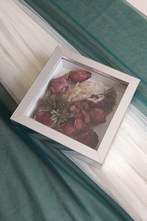 20X20X5 Cm Anı Çerçevesi! Yeni Moda Çiçek Anı Çerçevesi!