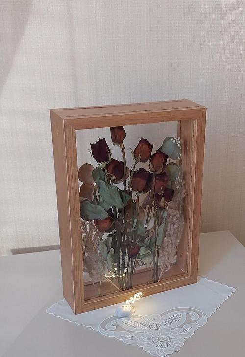 Ledli 25X35 Cm Çift Yönlü Derin Gül Çerçevesi! Gelin Buketi Çerçevesi!