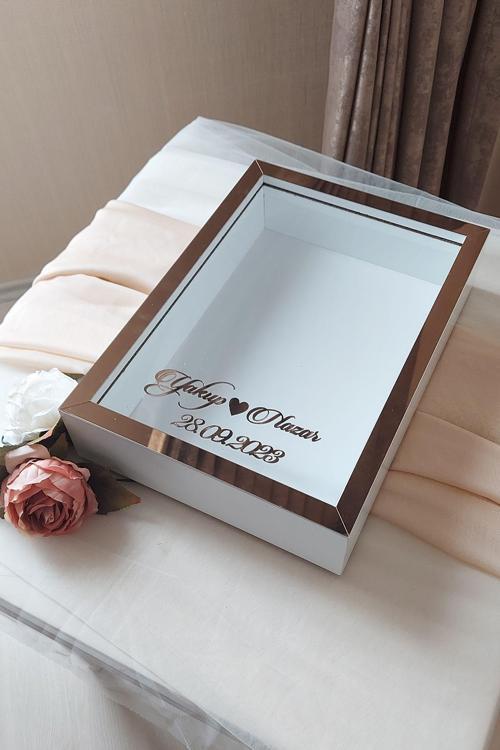 25X35 Cm Beyaz-Bronz Ledsiz Derin Gül Tasarım Çerçevesi! Gül Kutusu Anı Çerçevesi! Isim Ve Tarih