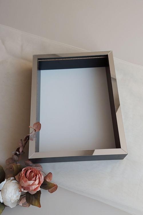 30X40 Cm Derin Siyah-Gümüş Özel Gün Çiçekleri Için Anı Çerçevesi! Gül Çerçeve Kutusu!