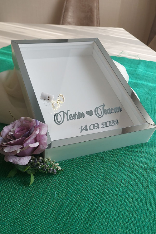 25X35 Cm Isimli Ledli Derin Anı Çerçevesi! Yeni Moda Gül Kutuları! Nişan Çiçeği Tasarımı!