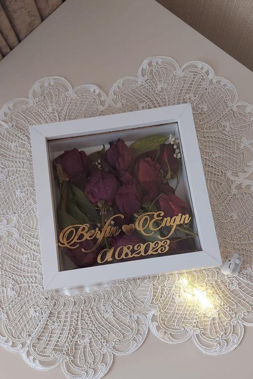 20X20X5 Cm Ledli İsimli Anı Çerçevesi! Yeni Moda Çiçek Anı Çerçevesi!