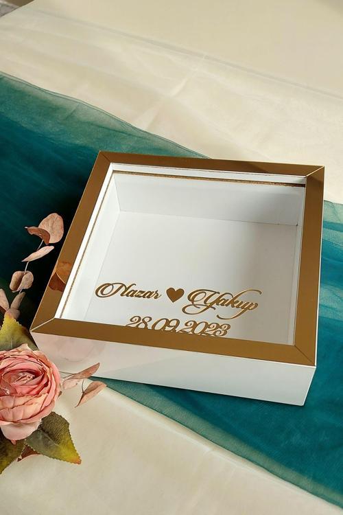 25X25 Cm Beyaz-Bronz Derin Anı Çerçevesi Düz Zeminli Isimli Ve Tarihli! Derin Çerçeve