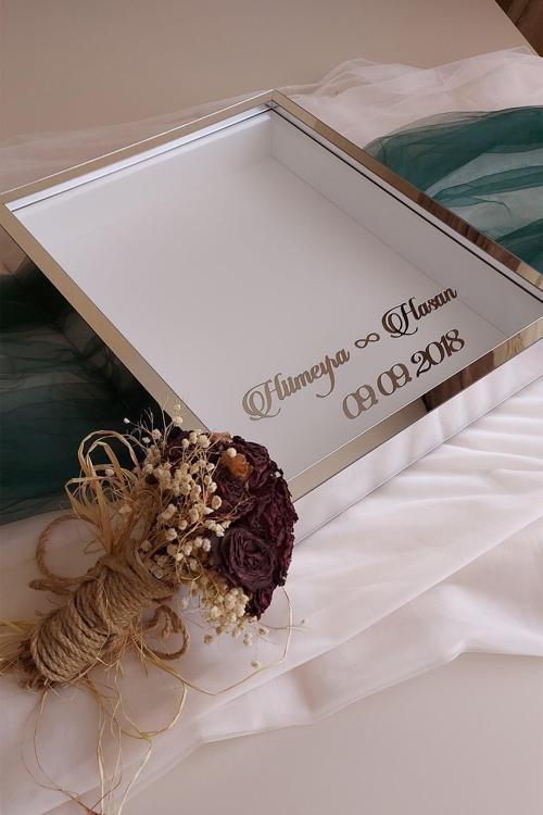 40X50 Cm Gümüş Pleksi Kaplı Ledsiz Derin Gül Anı Çerçevesi! Gül Kutusu