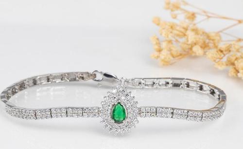 Hürrem Sultan Modeli Zümrüt Taşllı Damla Motifli 925 Ayar Gümüş Bileklik