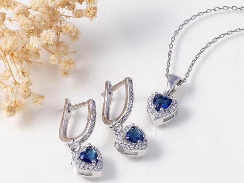 Safir Taşlı Kalpli Tek Taş Gümüş Set