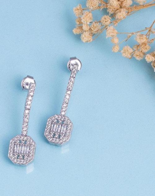 Baget Taşlı Rodyum Kaplama 925 Ayar Gümüş Küpe