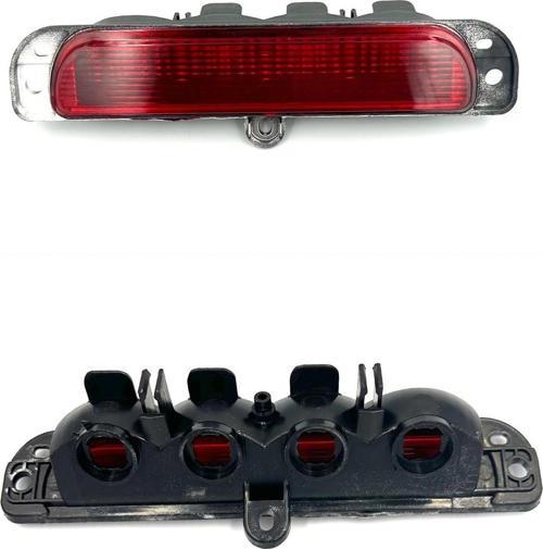 Mitsubishi L200 Bagaj Kapak Reflektörü 2007-2014 8334A059