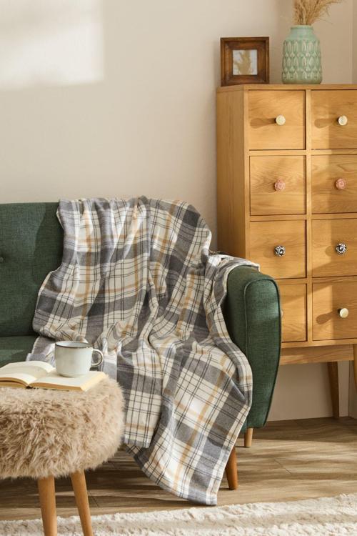 Flanel Throw Tv Battaniyesi Bej/Siyah