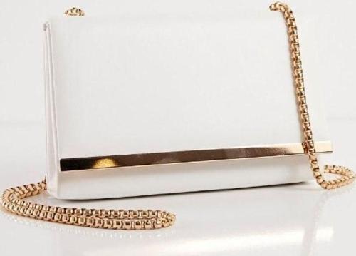 Kadın Beyaz Şerit Detaylı Zincirli Omuz Çantası