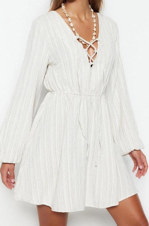 Moda Stil Regular V Yaka Mini Boy Dokuma Bağlamalı Keten Karışımlı Plaj Elbisesi