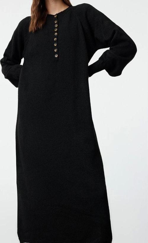Moda Stil Relaxed Bisiklet Yaka Maxi Boy Tesettür Balon Kollu Yumuşak Dokulu Triko Elbise