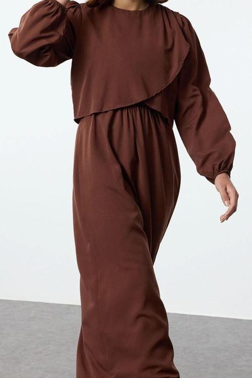 Moda Stil Fitted Bisiklet Yaka Uzun Tesettür Peplum Detaylı Dokuma Elbise