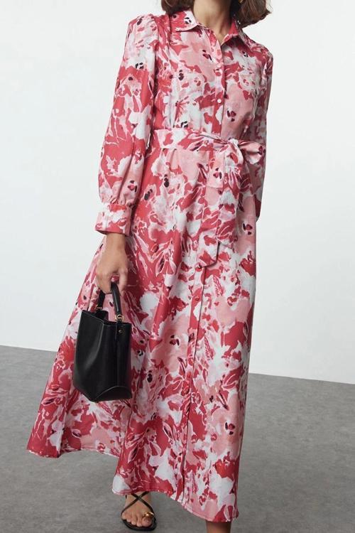 Moda Stil Regular Gömlek Yaka Maxi Boy Tesettür Kuşaklı Çiçekli Dokuma Elbise