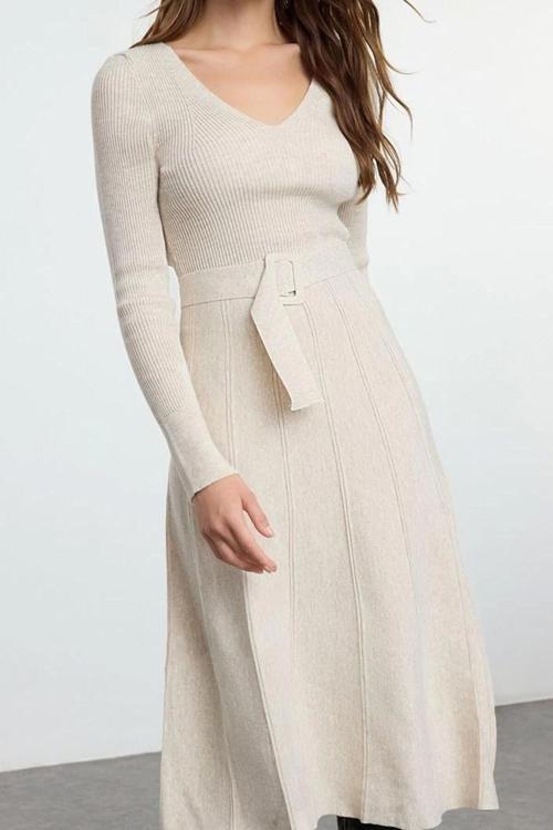 Moda Stil Regular V Yaka Midi Boy Triko Kemerli Volanlı Elbise