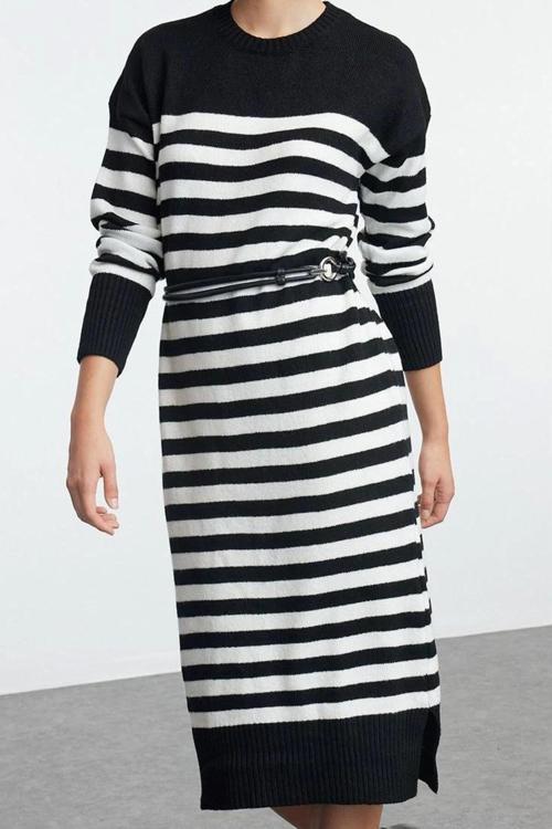 Moda Stil Regular Bisiklet Yaka Midi Boy Çizgili Triko Yumuşak Dokulu Elbise