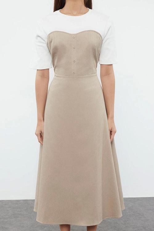 Moda Stil Regular Bisiklet Yaka Midi Boy Belden Açılan Düğme Detaylı Dokuma Elbise