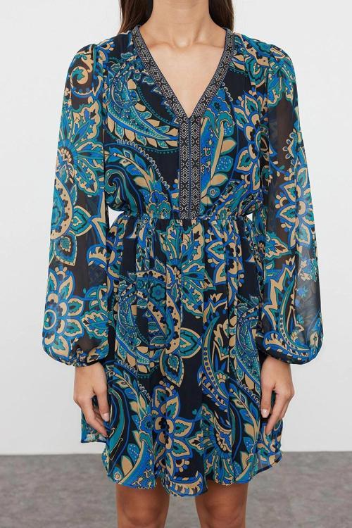 Moda Stil Regular V Yaka Mini Boy Çiçek Desenli Belden Açılan Gipeli Astarlı Dokuma Elbise