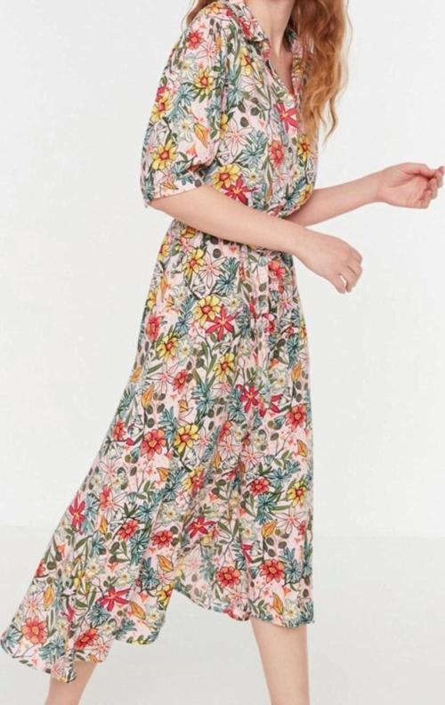 Moda Stil Regular Gömlek Yaka Midi Boy Çiçek Desenli Kuşaklı Dokuma Viskon Gömlek Elbise